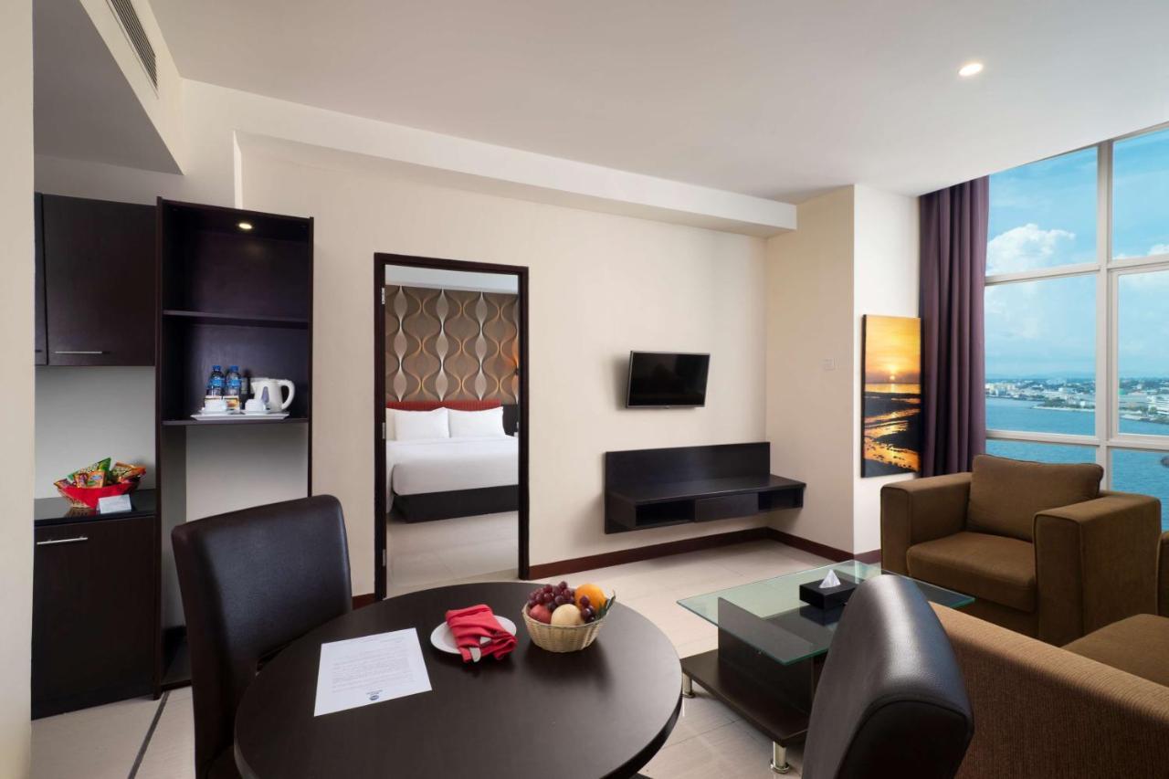 Best Western The Lagoon Hotel Manado Ngoại thất bức ảnh
